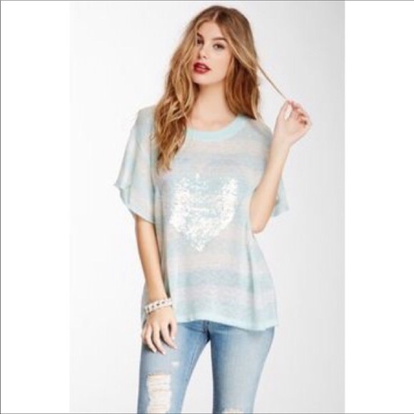 Wildfox Brigitte’s Sequin Heart Lake House Shirt - Picture 2 of 5